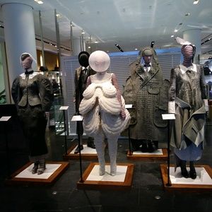 Meet your Posher, Catherine